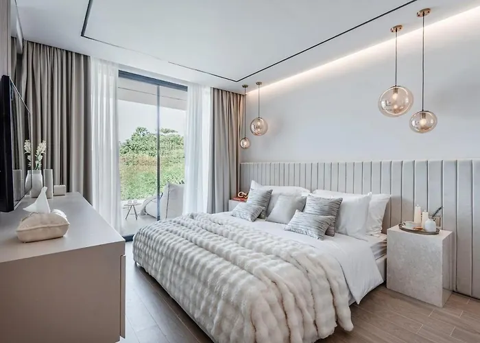 Brand New Luxury 2 Bedroom Casa Coco Laubana Uluwatu (Bali)