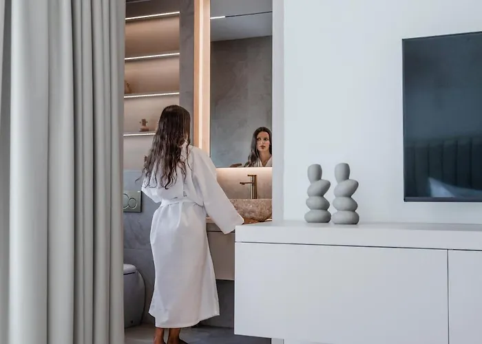 Brand New Luxury 2 Bedroom Casa Coco Laubana * Uluwatu (Bali)